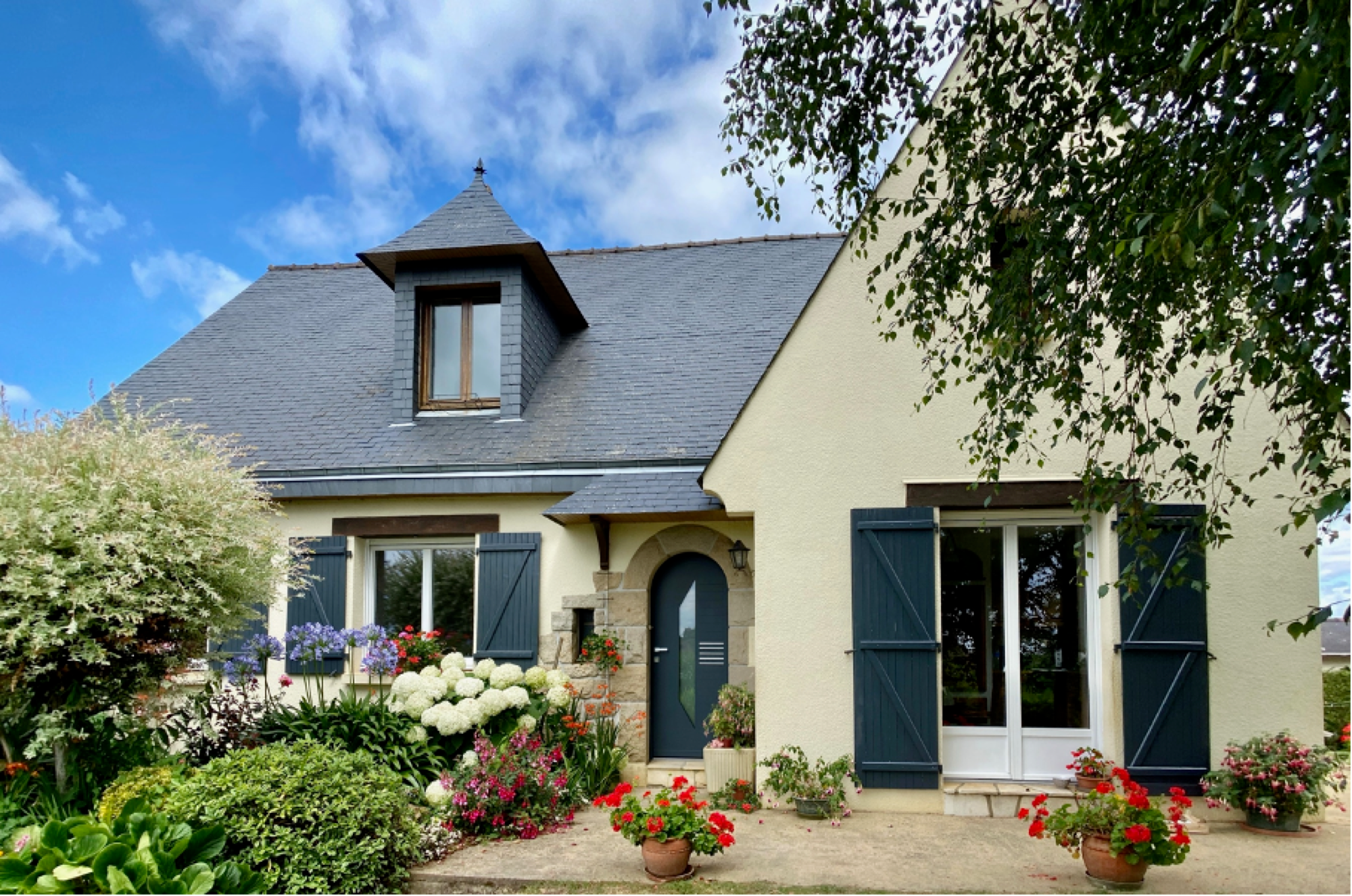 Porte d'entrée contemporaine