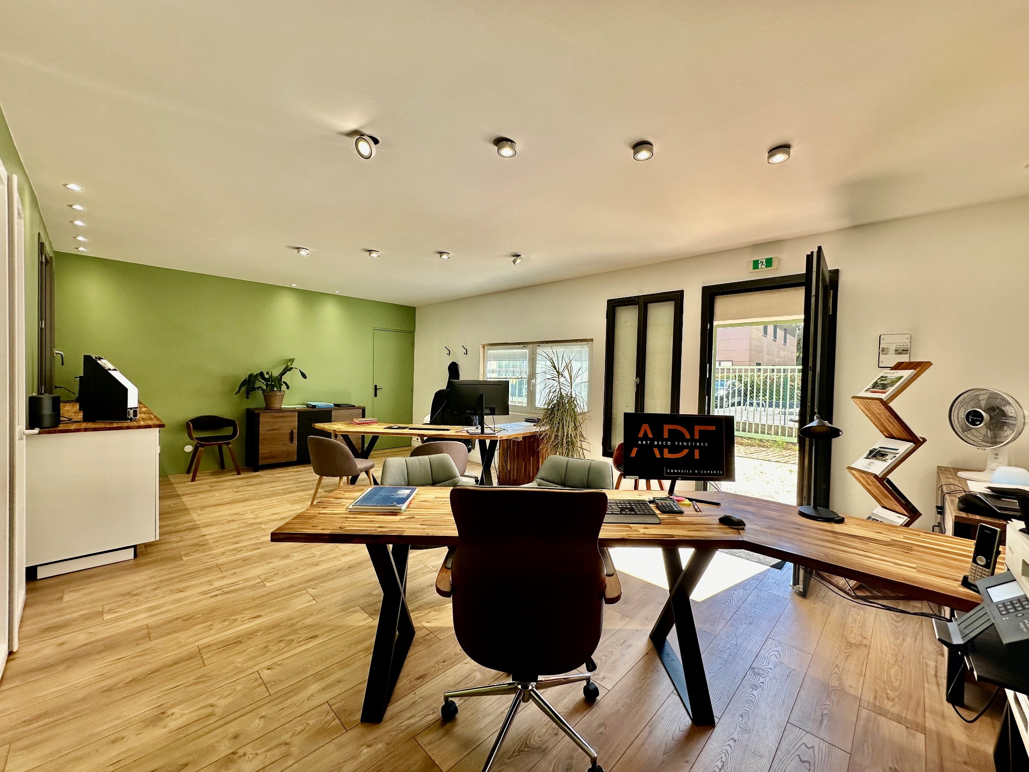 Bureaux Art Déco Fenêtres - Saint-Maximin-la-Sainte-Baume
